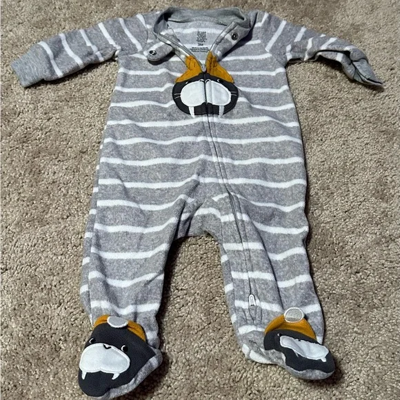 5 fleece Carters sleepers - Picture 6 of 11